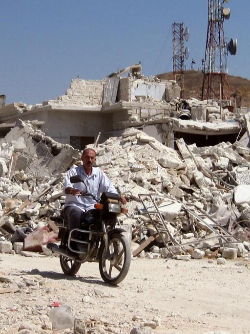 Schwere Zerstörungen in der syrischen Stadt Asas (August 2012).