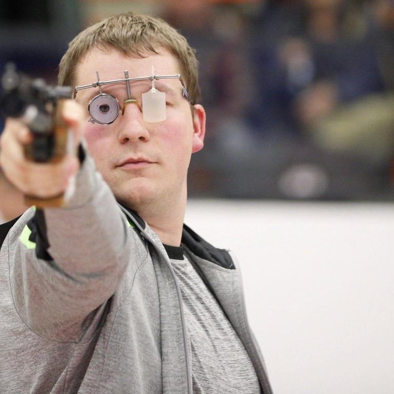 Der Sportschütze Christian Reitz Der Sportschütze Christian Reitz