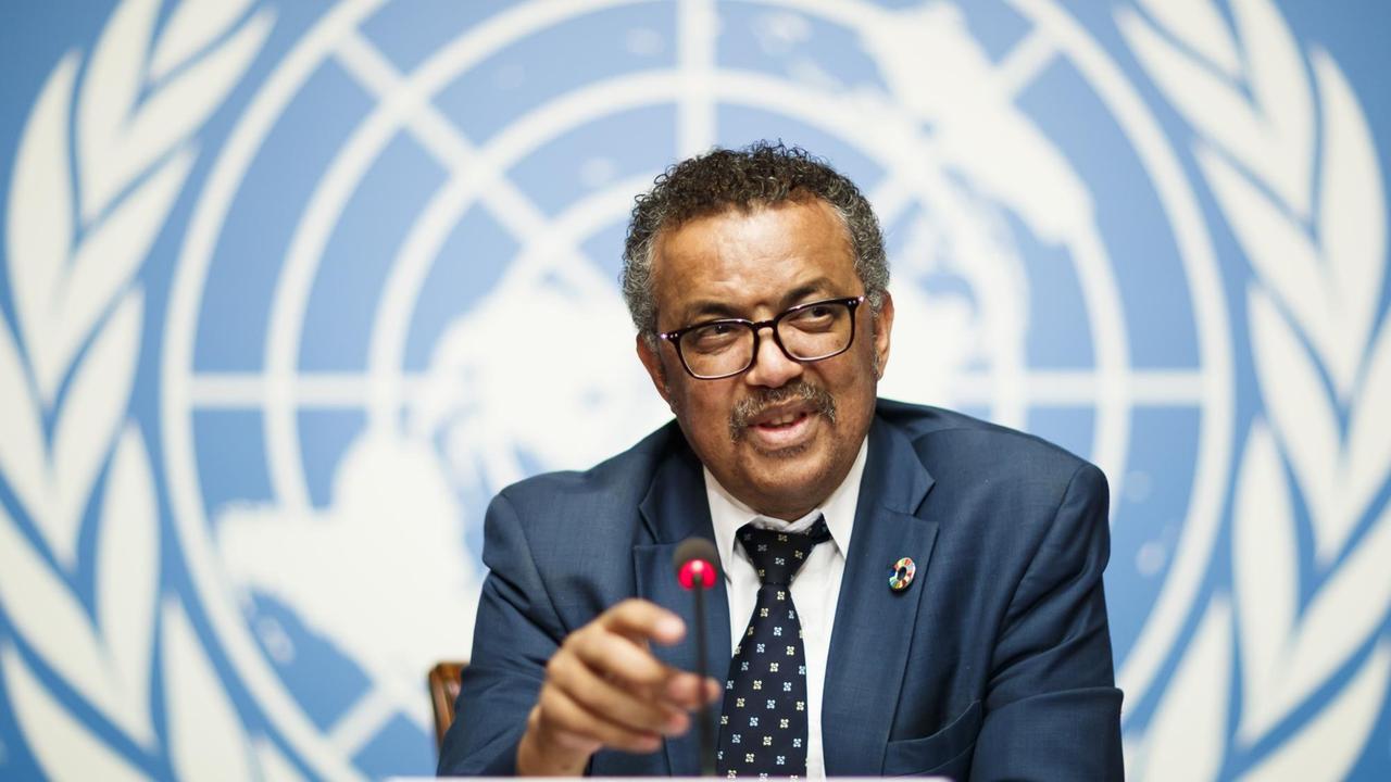 Tedros Adhanom Ghebreyesus, Generaldirektor der Weltgesundheitsorganisation (WHO), nimmt an einer Pressekonferenz im EU-Hauptquartier teil.