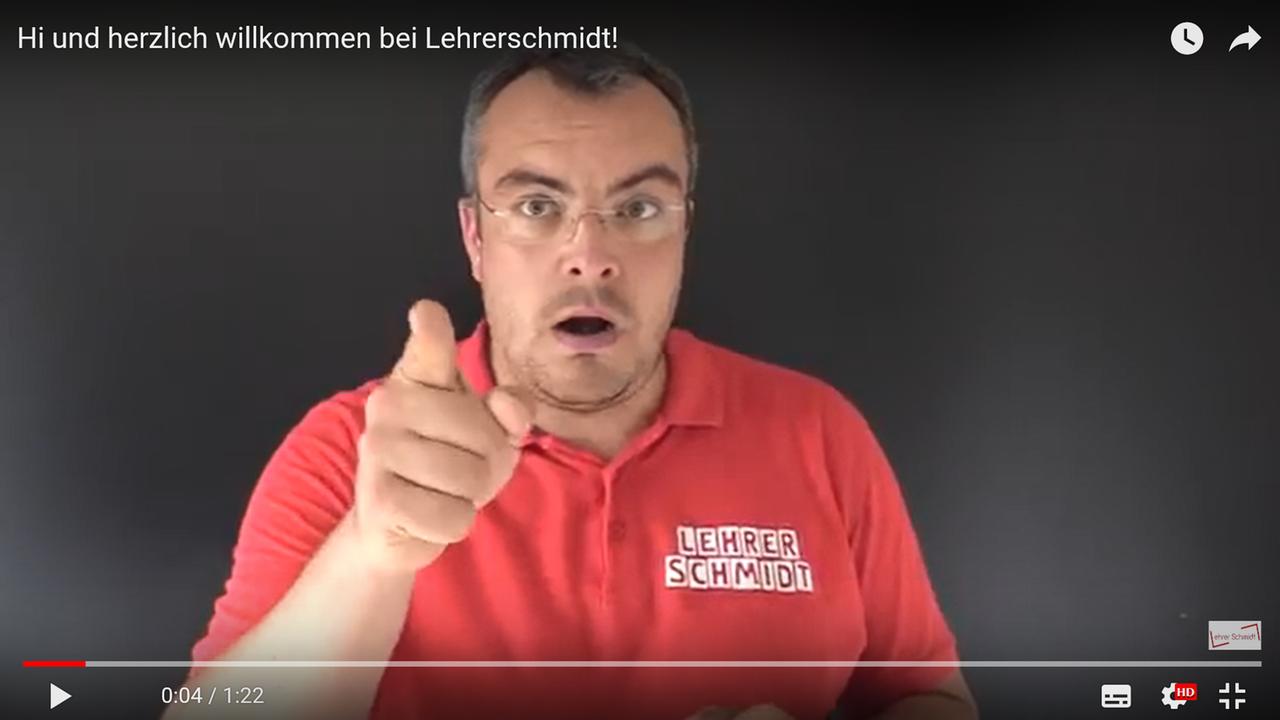 Der Youtuber Lehrerschmidt bringt seinen Followern Mathe bei Der Youtuber Lehrerschmidt bringt seinen Followern Mathe bei