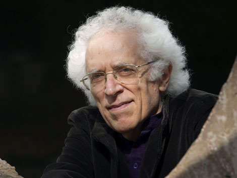Tzvetan Todorov Tzvetan Todorov