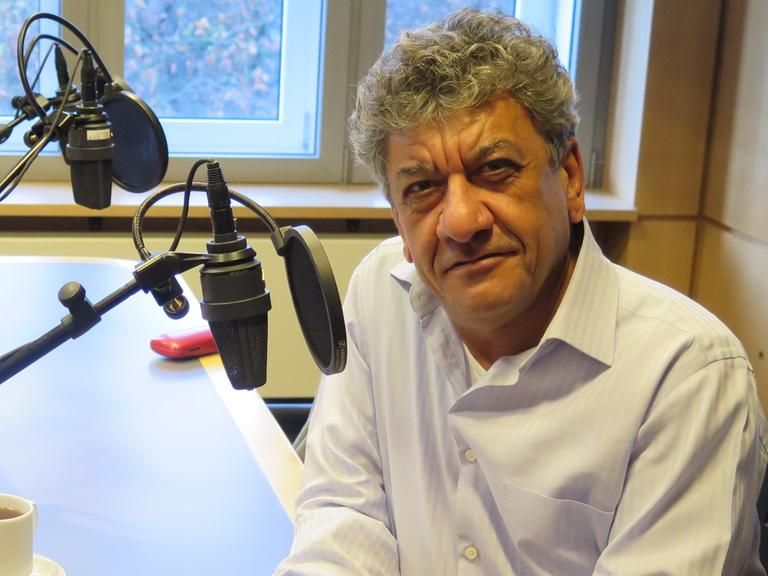 Zu Gast in unserem Studio: der in Deutschland lebende irakische Schriftsteller Najem Wali.