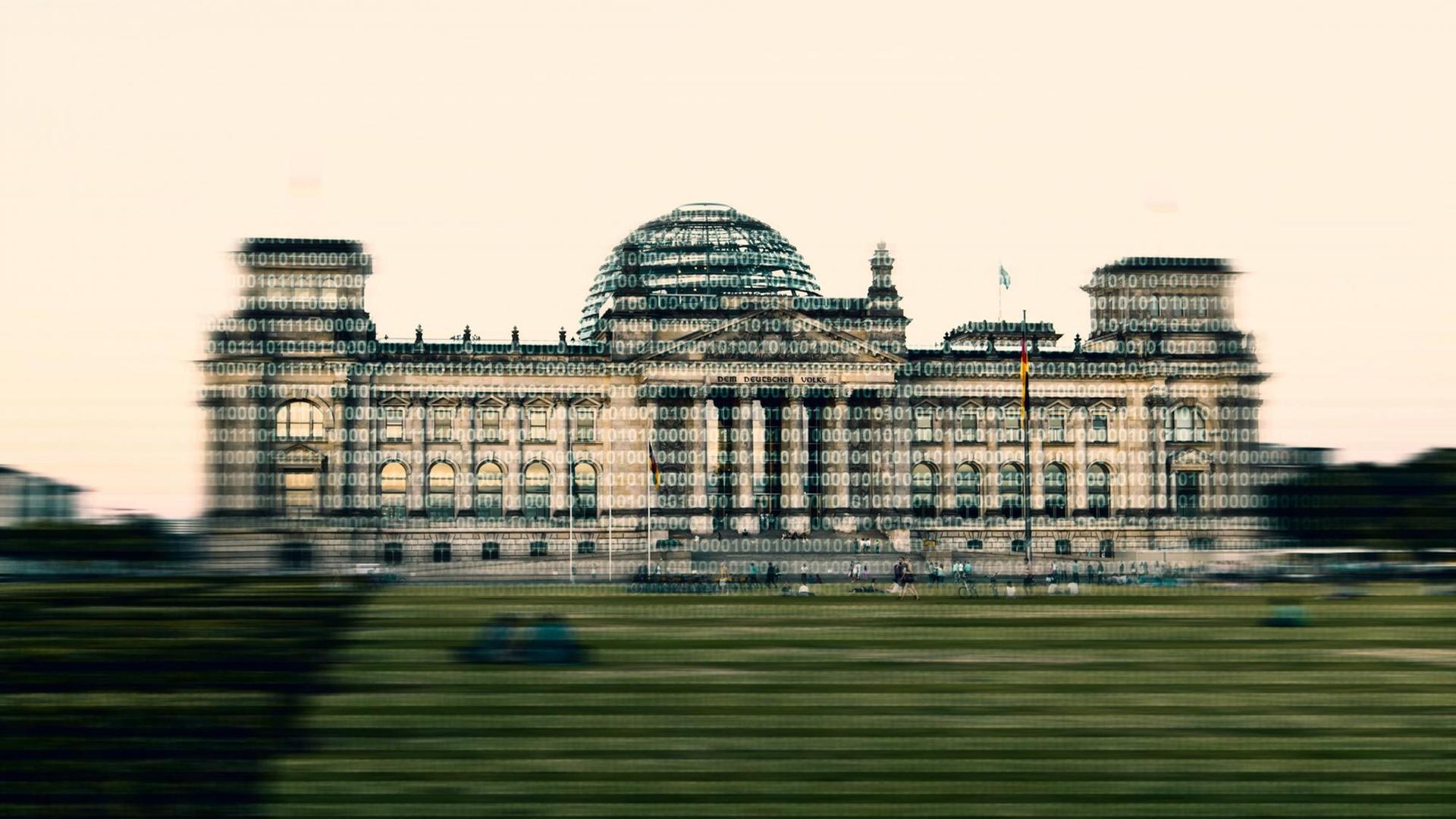 Binärcode läuft über das Bild vom Bundestag in Berlin (Symbolbild) Binärcode läuft über das Bild vom Bundestag in Berlin (Symbolbild)
