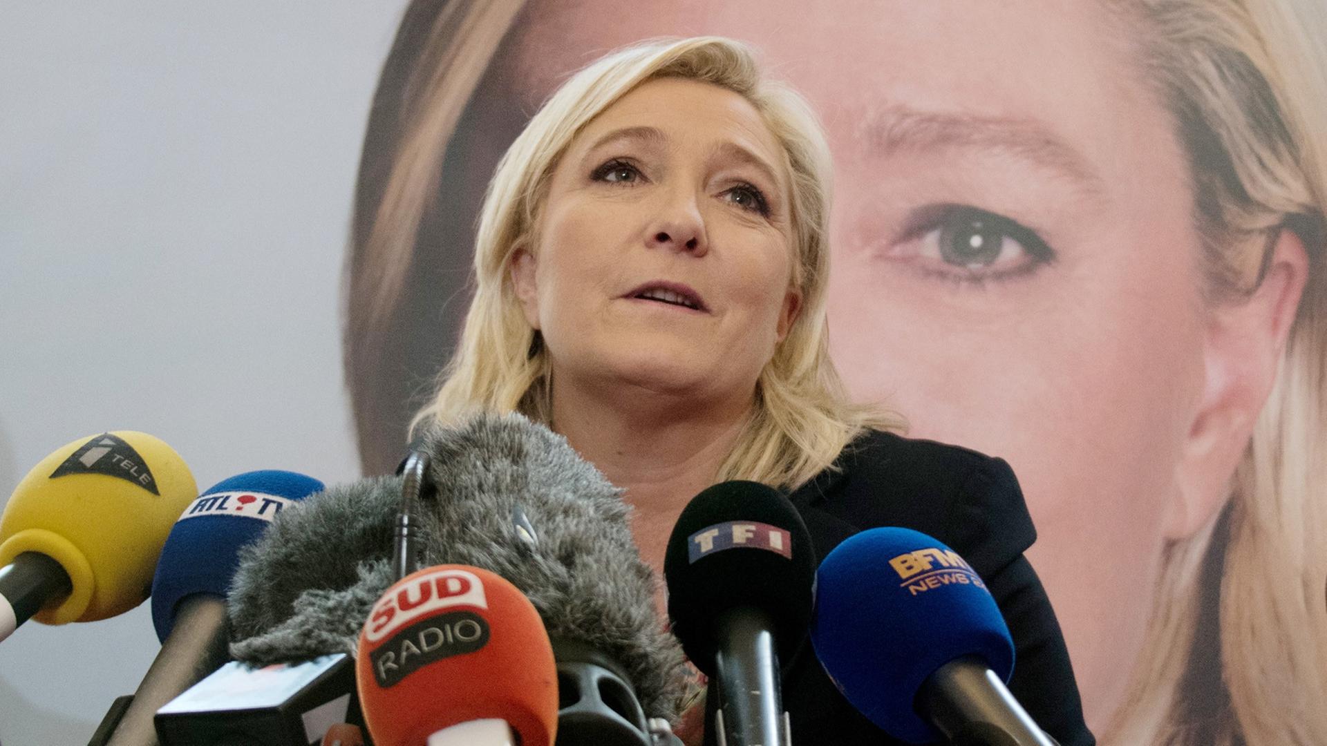 Die Parteichefin des Front National, Marine Le Pen. Die Parteichefin des Front National, Marine Le Pen.