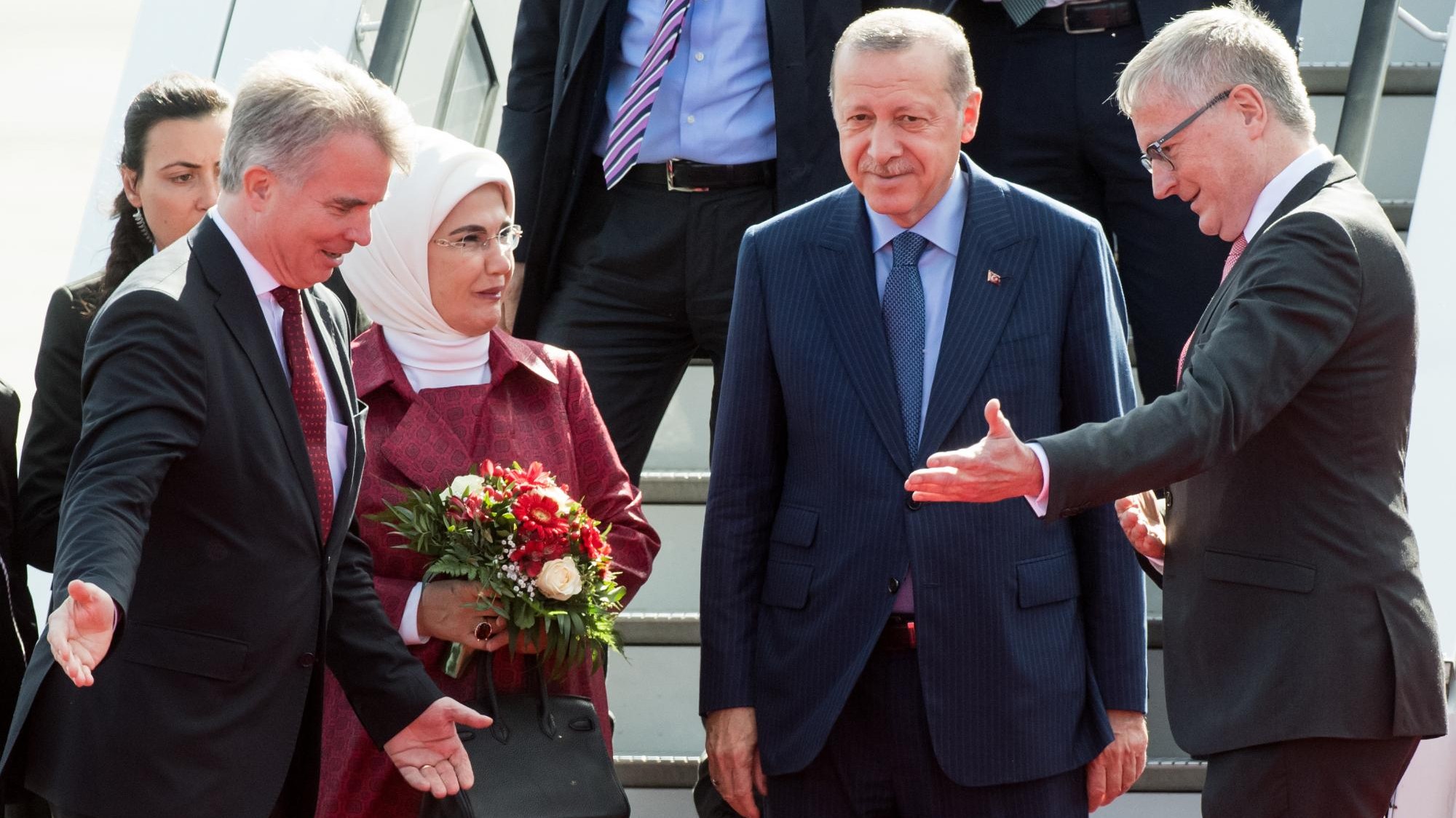 Erdogan Auf Staatsbesuch In Deutschland - Roter Teppich Für Einen ...