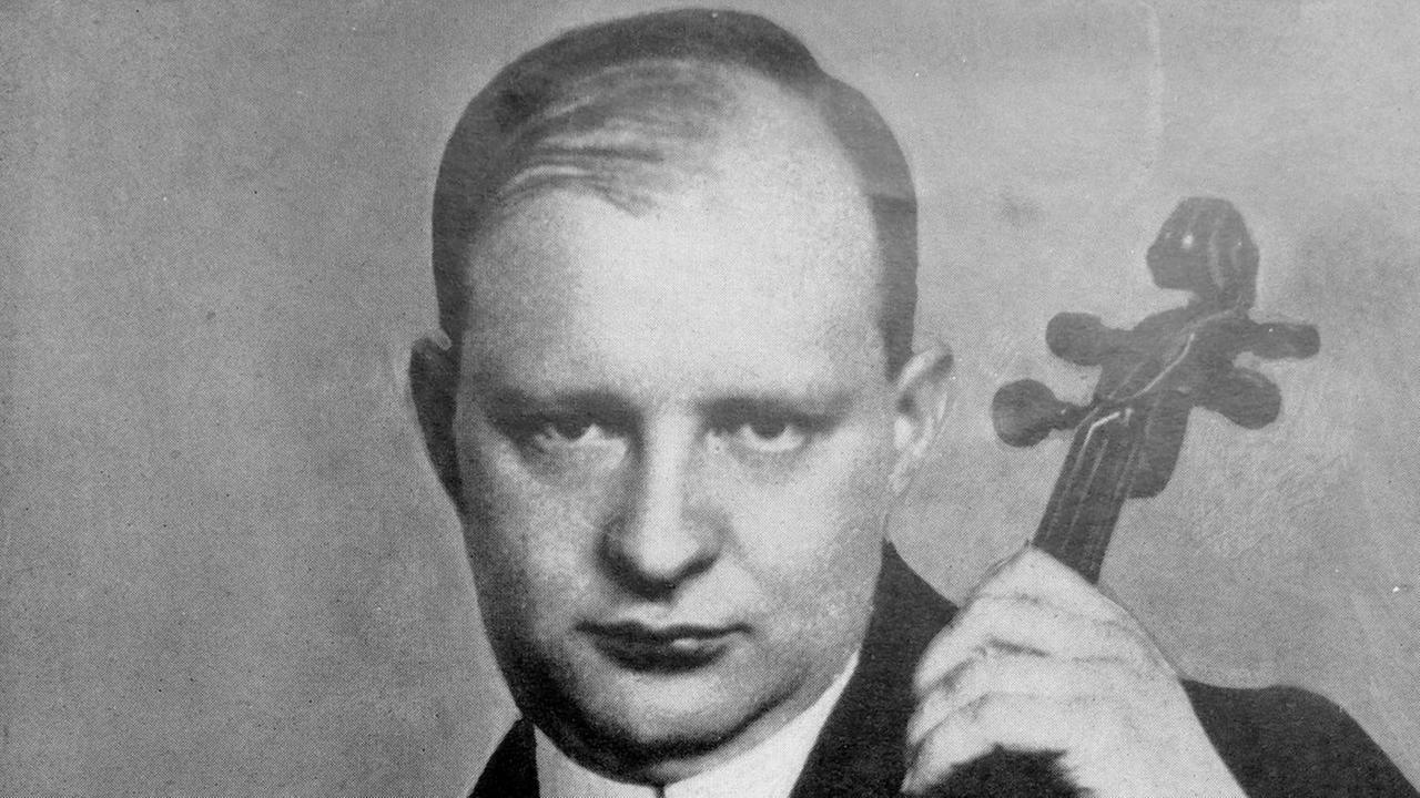 Mit Streichinstrumenten kannte er sich aus: Der Komponist, Bratschist und Dirigent Paul Hindemith Mit Streichinstrumenten kannte er sich aus: Der Komponist, Bratschist und Dirigent Paul Hindemith