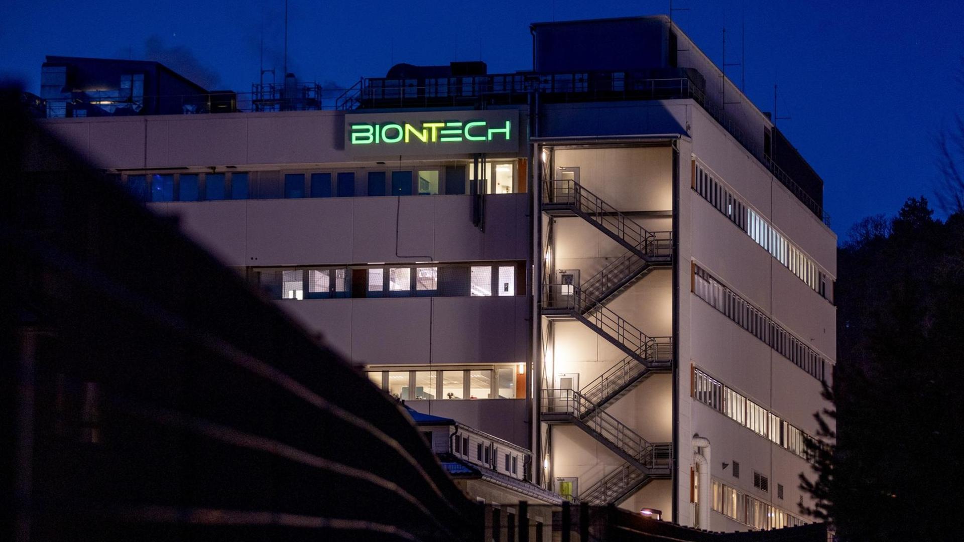 Das Biontech-Werk in Marburg. Hier wird der Impfstoff gegen Covid-19 produziert. Das Biontech-Werk in Marburg. Hier wird der Impfstoff gegen Covid-19 produziert.