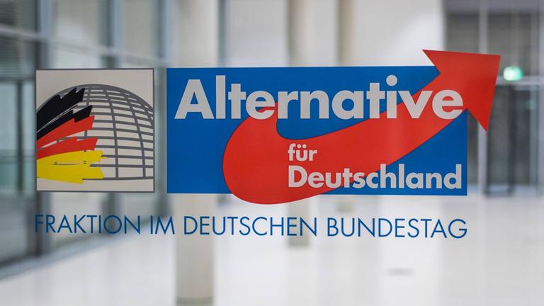 Logo der AFD-Bundesfraktion in den Büroräumen des Deutschen Bundestrages in Berlin