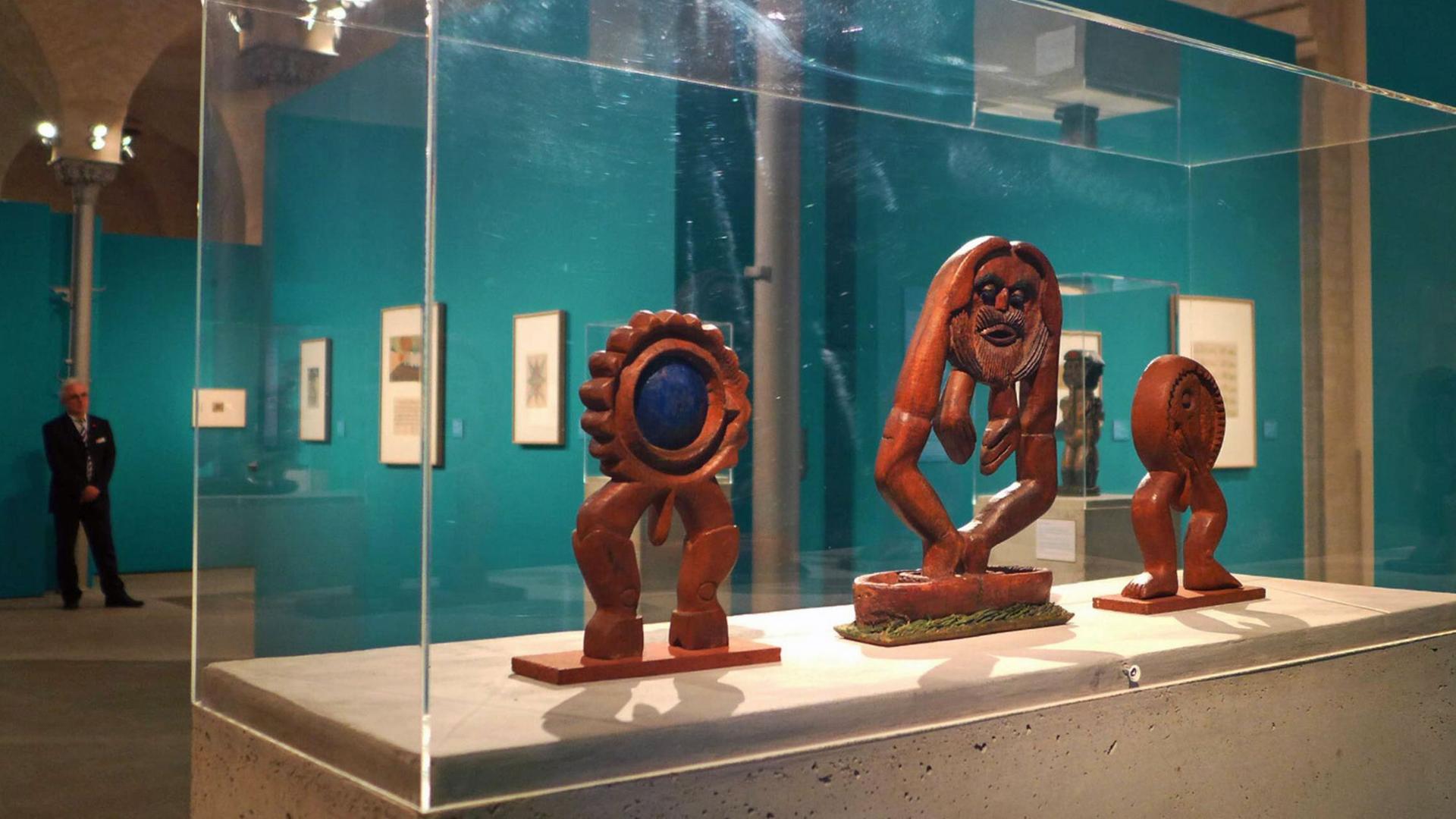 Der Heidelberger Kunsthistoriker und Arzt Hans PRINZHORN hat Zeit seines Lebens Kunstwerke von psychisch Kranken gesammelt Der Heidelberger Kunsthistoriker und Arzt Hans PRINZHORN hat Zeit seines Lebens Kunstwerke von psychisch Kranken gesammelt