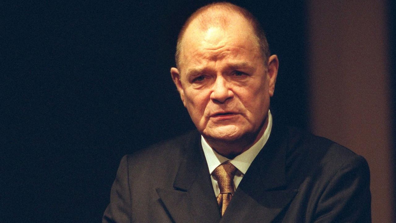 Dieter Mann rezitiert aus Thomas Manns Roman "Der Zauberberg" Dieter Mann rezitiert aus Thomas Manns Roman "Der Zauberberg"
