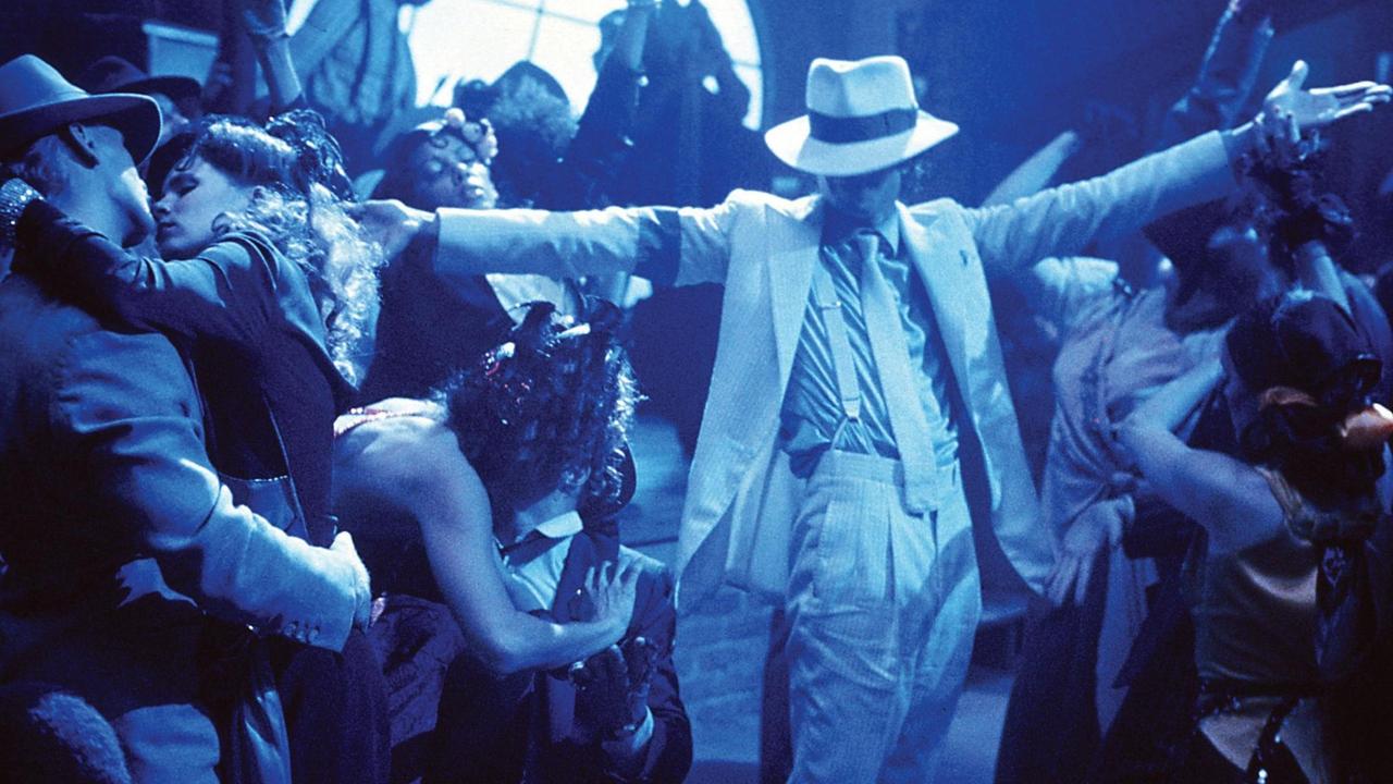 Mit dem Videoclip zu "Thriller" hat Michael Jackson einen Meilenstein in der Geschichte der Musikvideos geschaffen. Mit dem Videoclip zu "Thriller" hat Michael Jackson einen Meilenstein in der Geschichte der Musikvideos geschaffen.