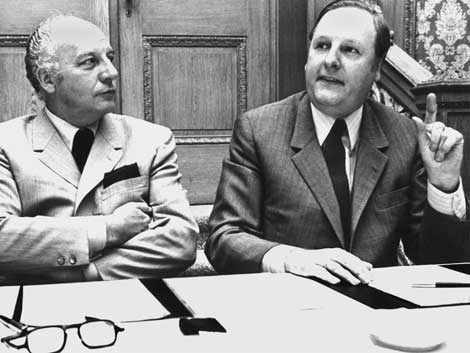 Die FDP-Politiker Walter Scheel (links) und Karl Hermann Flach 1972