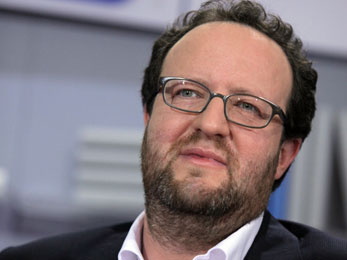 Der Historiker und Autor Raphael Gross auf der Buchmesse 2010 in Frankfurt am Main Der Historiker und Autor Raphael Gross auf der Buchmesse 2010 in Frankfurt am Main