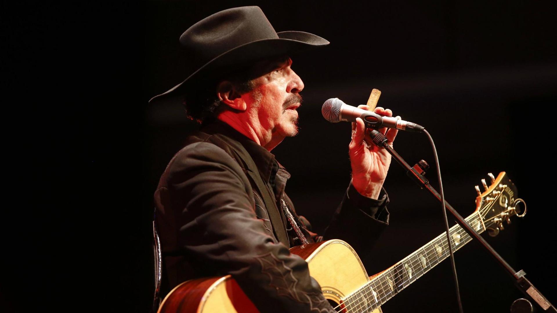Kinky Friedman mit dem einzigen Deutschland-Konzert seiner BiPolar Tour 2013 Kinky Friedman mit dem einzigen Deutschland-Konzert seiner BiPolar Tour 2013