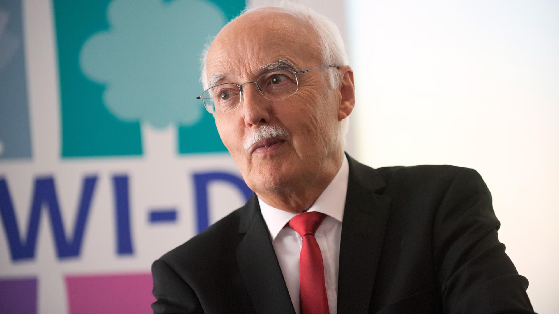 Zukunftswissenschaftler Horst W. Opaschowski Zukunftswissenschaftler Horst W. Opaschowski