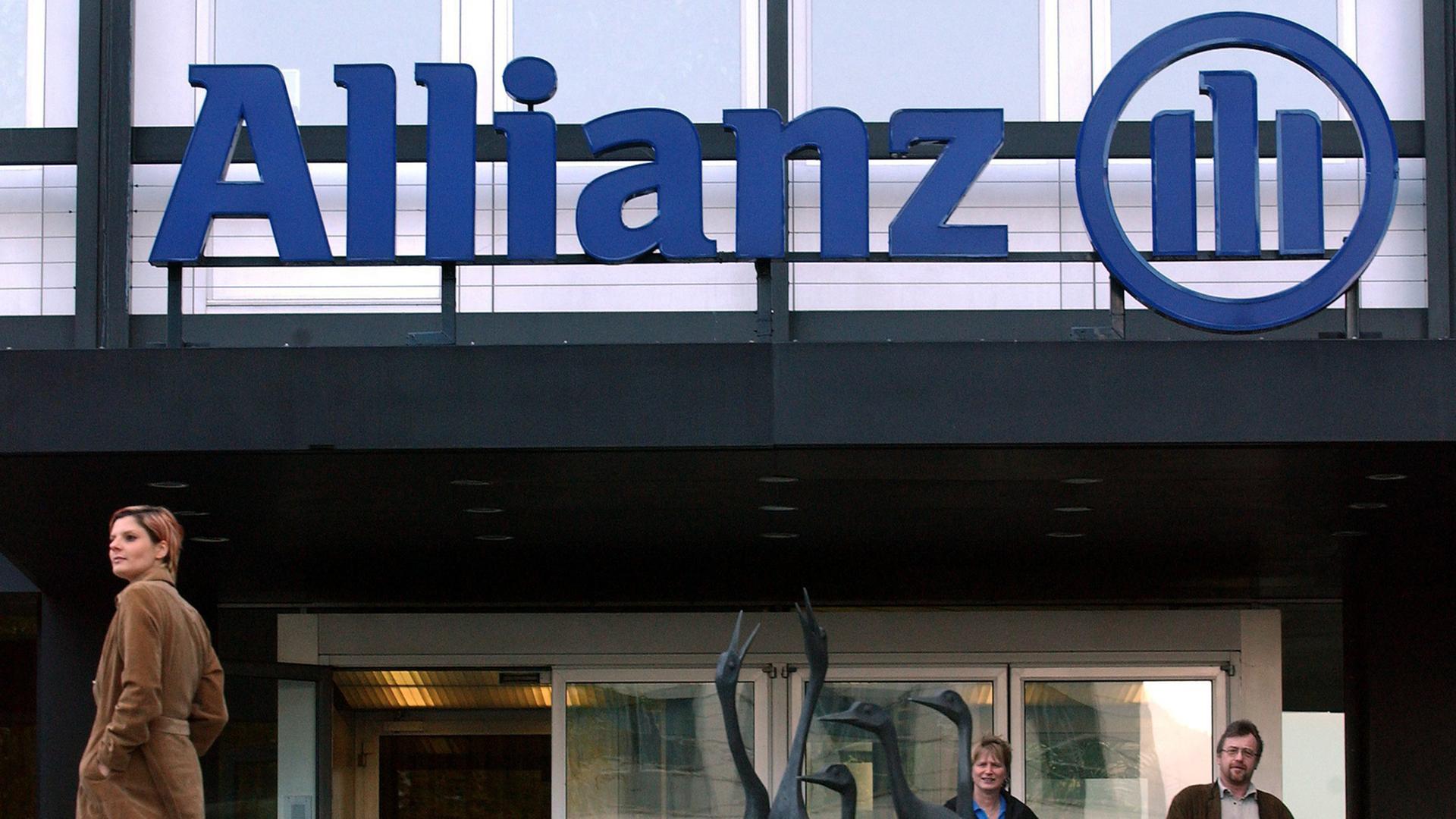 Der Eingang der Hauptverwaltung der Allianz Lebensversicherungs AG in Stuttgart Der Eingang der Hauptverwaltung der Allianz Lebensversicherungs AG in Stuttgart