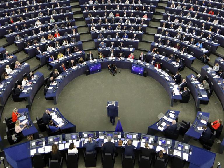 Kommissionspräsident Jean-Claude Juncker spricht am 13.09.2017 im Europaparlament in Straßburg.