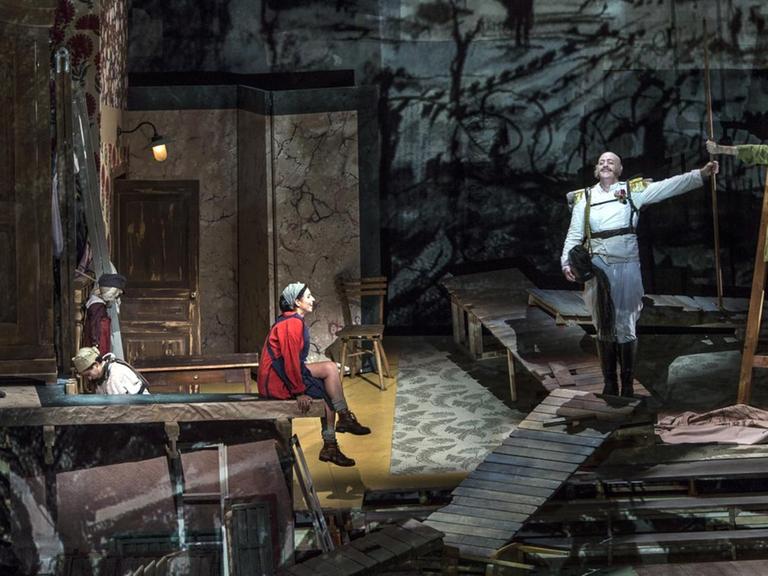 Szene aus William Kentridges "Wozzeck"-Inszenierung bei den Salzburger Festspielen