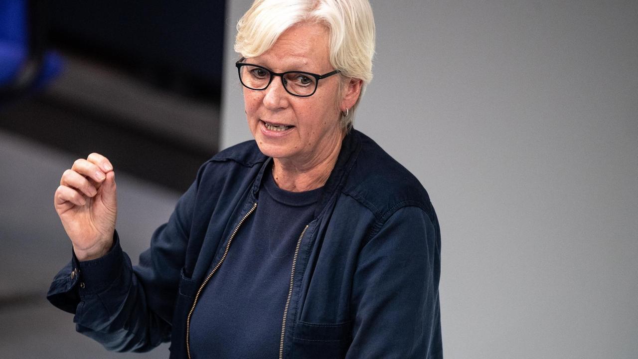 Maria Klein-Schmeink (Bündnis 90/Grüne) während einer Rede im Deutschen Bundestag Maria Klein-Schmeink (Bündnis 90/Grüne) während einer Rede im Deutschen Bundestag