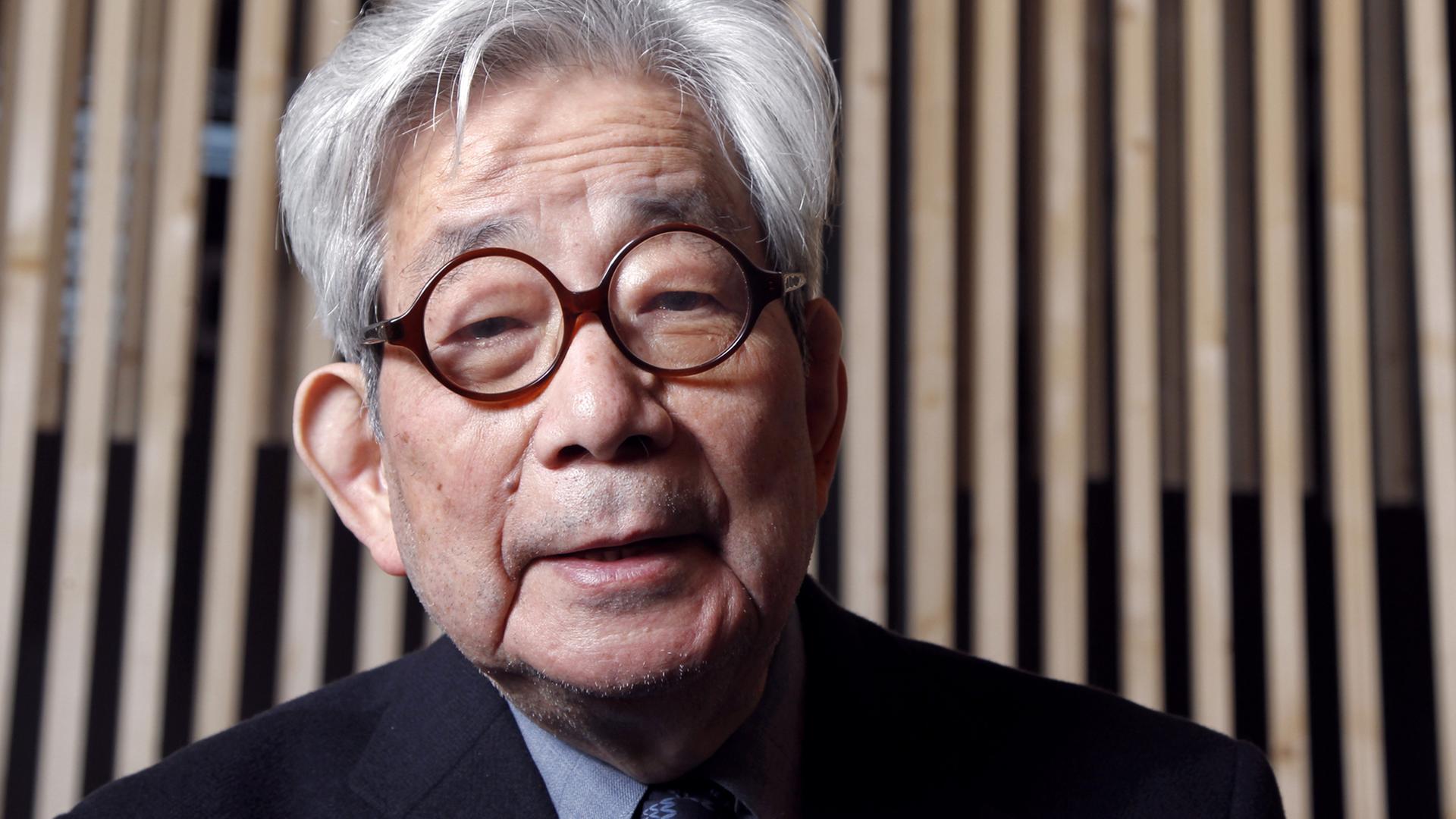 Der japanische Schriftsteller Kenzaburō Ōe (Foto: 2012) Der japanische Schriftsteller Kenzaburō Ōe (Foto: 2012)