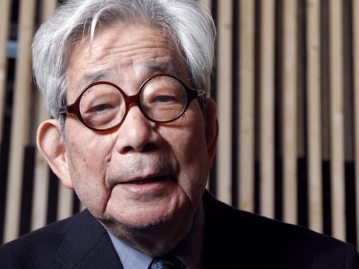 Der japanische Schriftsteller Kenzaburō Ōe (Foto: 2012)