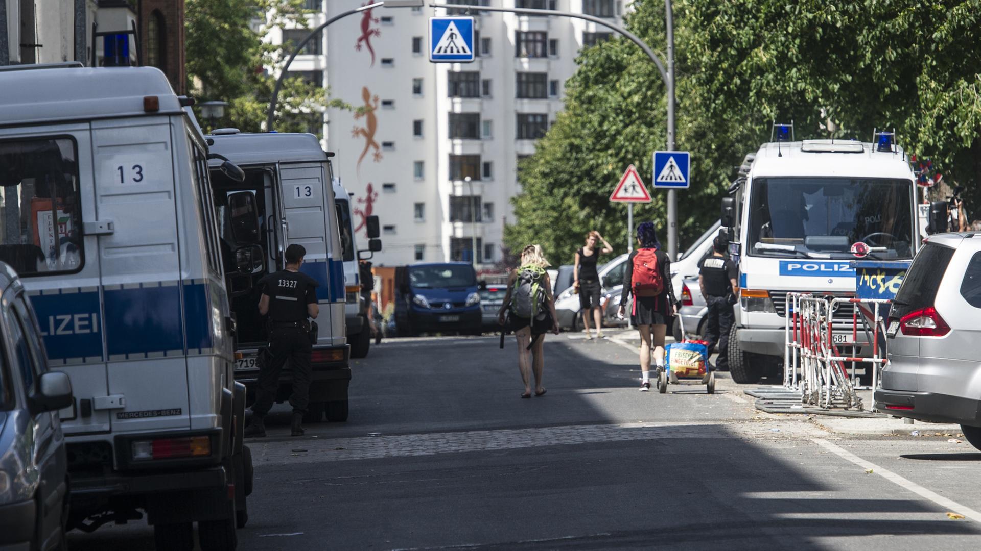 Leider liegt für dieses Bild keine Bildbeschreibung vor Leider liegt für dieses Bild keine Bildbeschreibung vor