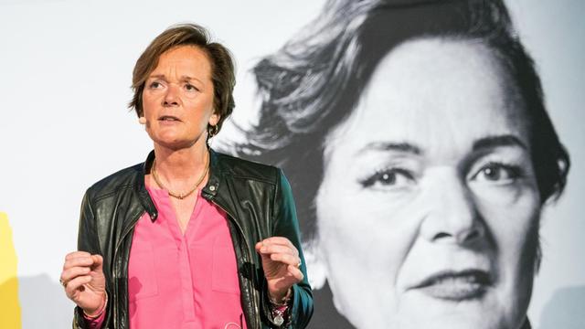Anna von Treuenfels-Frowein, FDP-Spitzenkandidatin für die Hamburger Bürgerschaftswahl 2020 spricht während einer Veranstaltung zum Auftakt des Wahlkampfes.