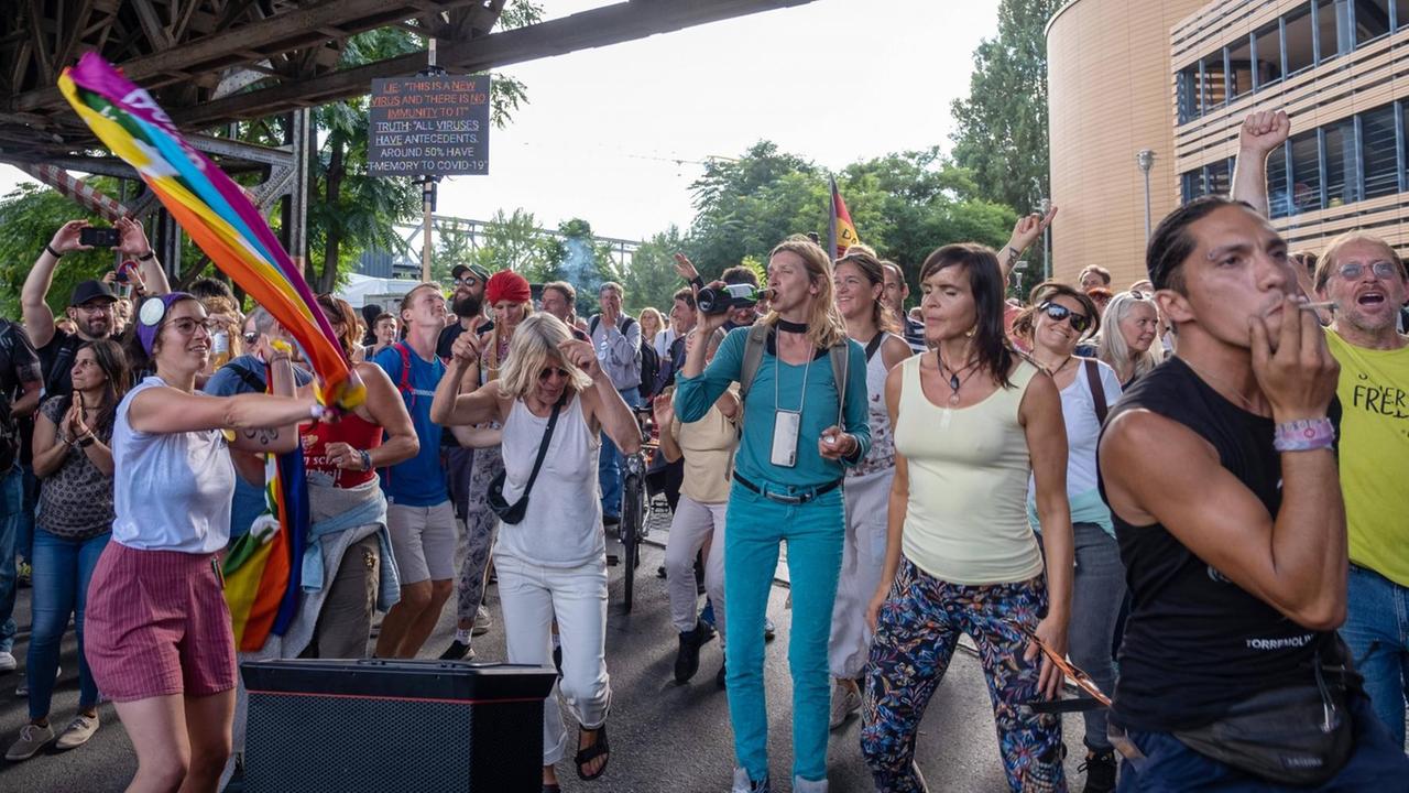 Demonstranten in Kreuzberg am 01.08.2021 Demonstranten in Kreuzberg am 01.08.2021