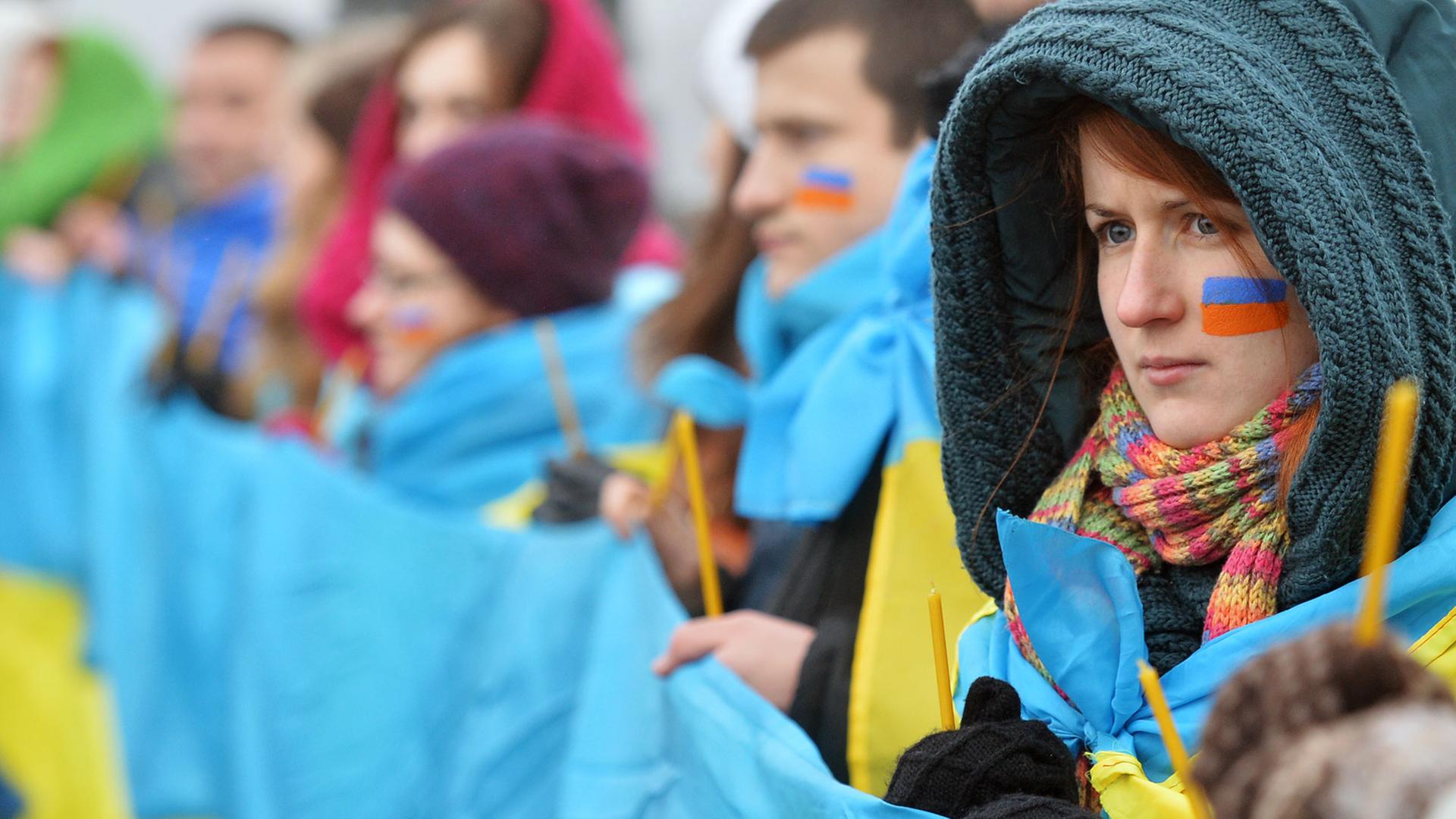 Die Ukrainer feiern den Tag der Einheit.