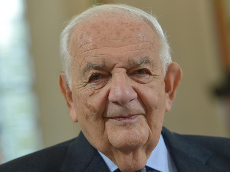 Der deutsch-französische Publizist Alfred Grosser