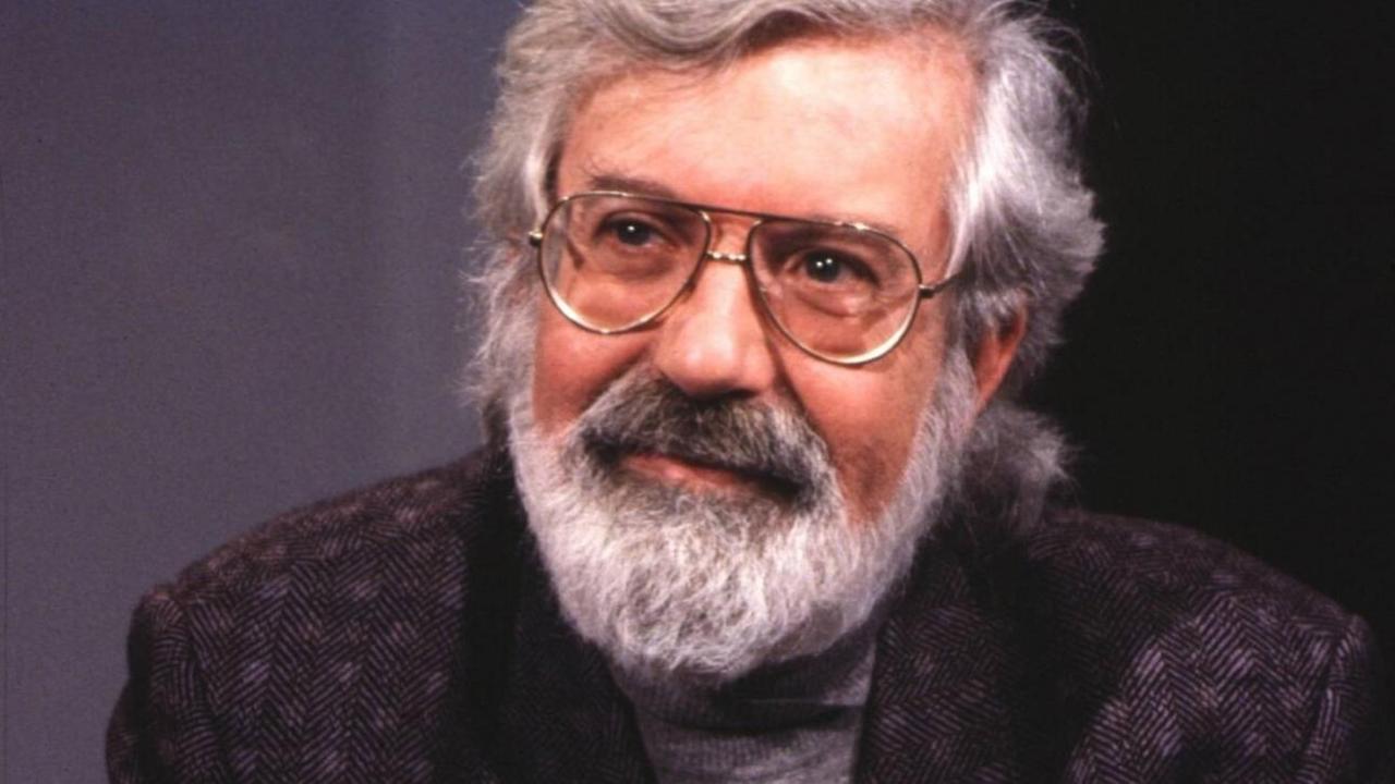 Michael Ende mit Wein und Zigarette Michael Ende mit Wein und Zigarette