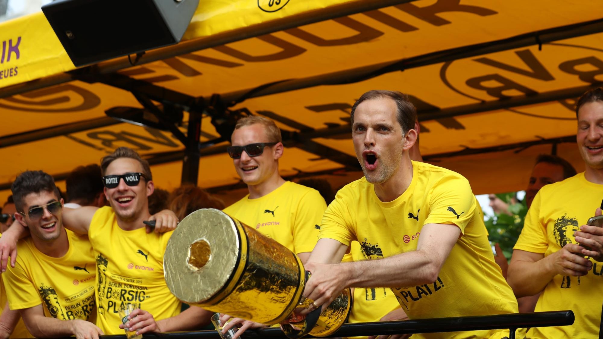 Dortmund Holt Den Pokal | Nachrichtenleicht.de