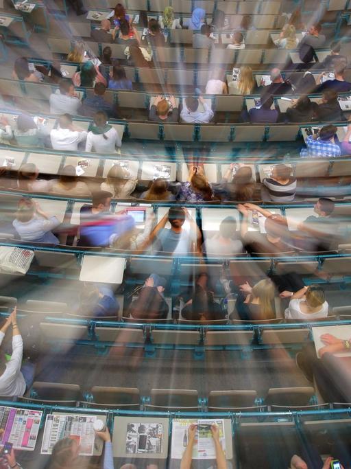 Studenten im Hörsaal