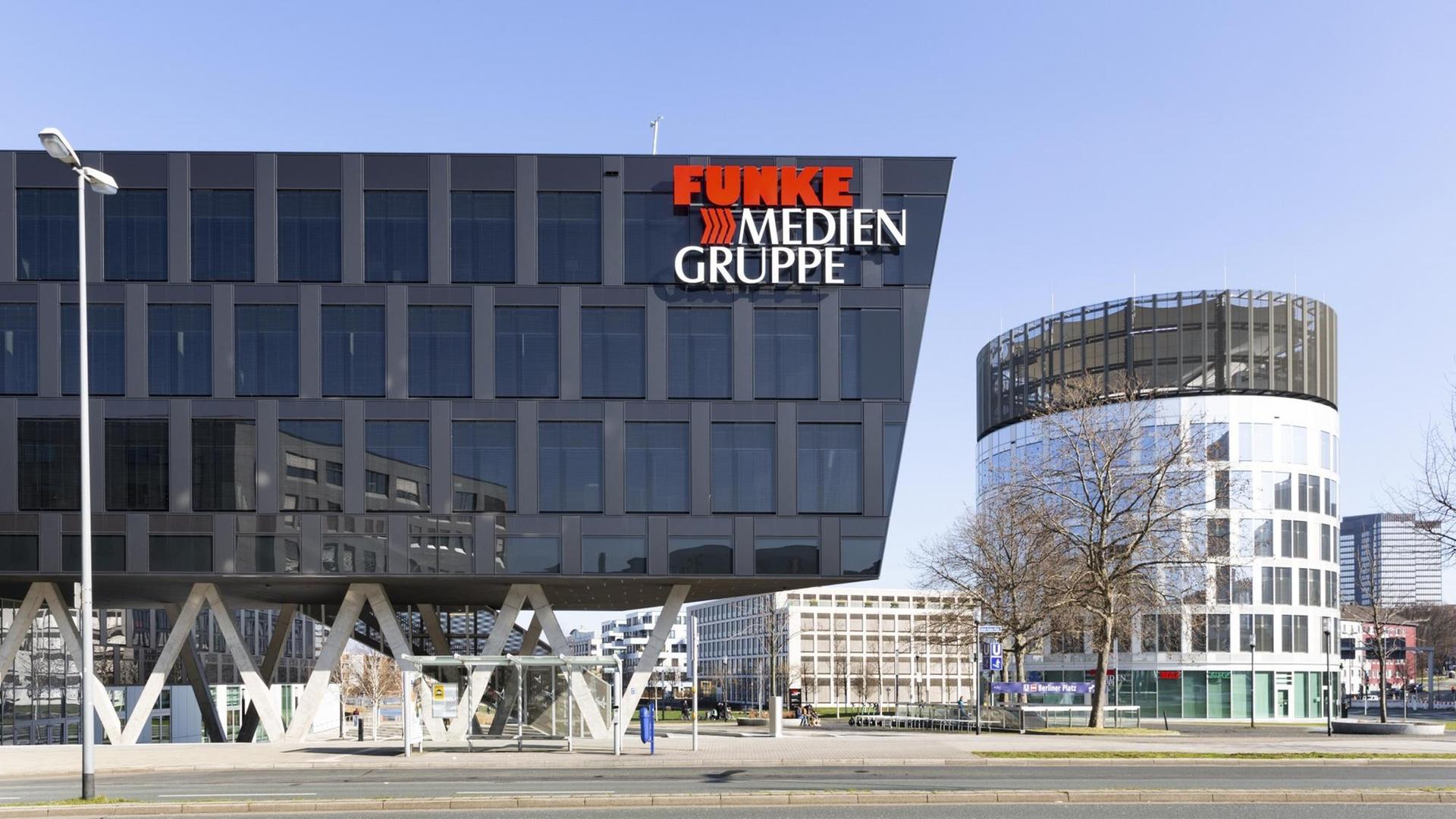 Redaktions- und Verlagshaus der Mediengruppe Funke in Essen Redaktions- und Verlagshaus der Mediengruppe Funke in Essen