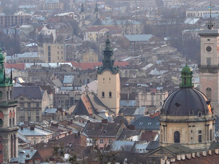 Blick auf die Stadt Lviv, ehemals Lemberg, im Westen der Ukraine