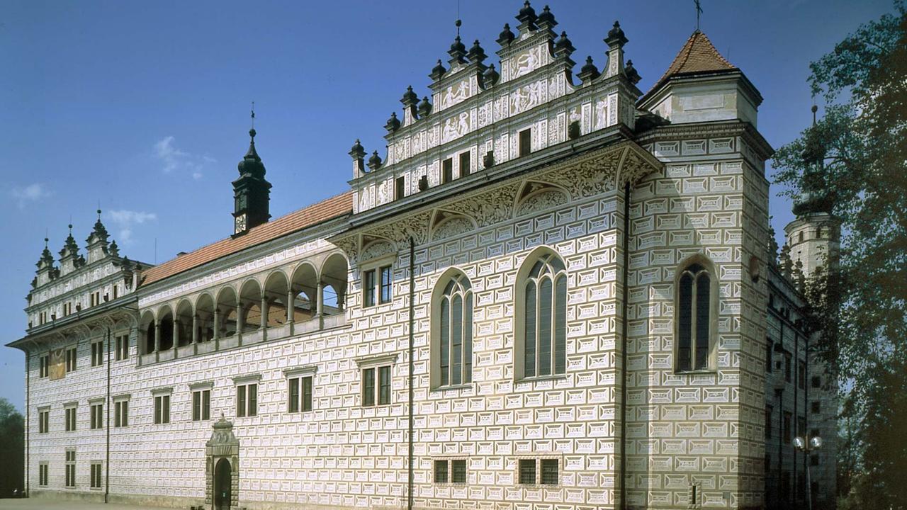 Blick auf das Renaissance-Schloss im tschechischen Litomyšl