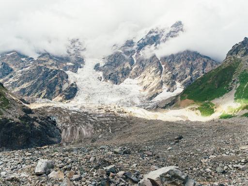 Zeichen des Klimawandels: Ein sich zurück ziehender Gletscher