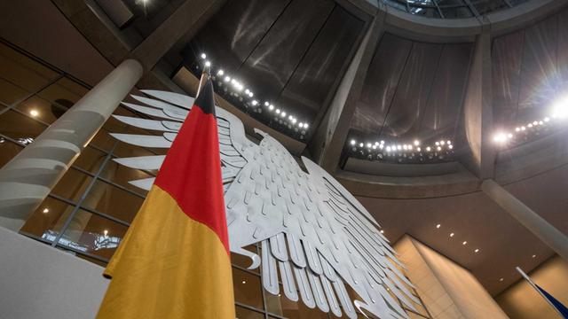 Im Plenarsaal des Bundestages kommt die Bundesversammlung zur Wahl des Bundespräsidenten zusammen.