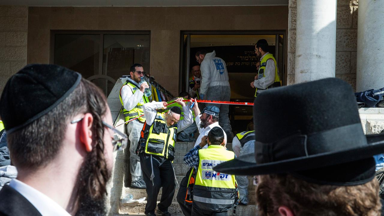 Anschlag auf Synagoge Israelische Politiker sprechen von Krieg