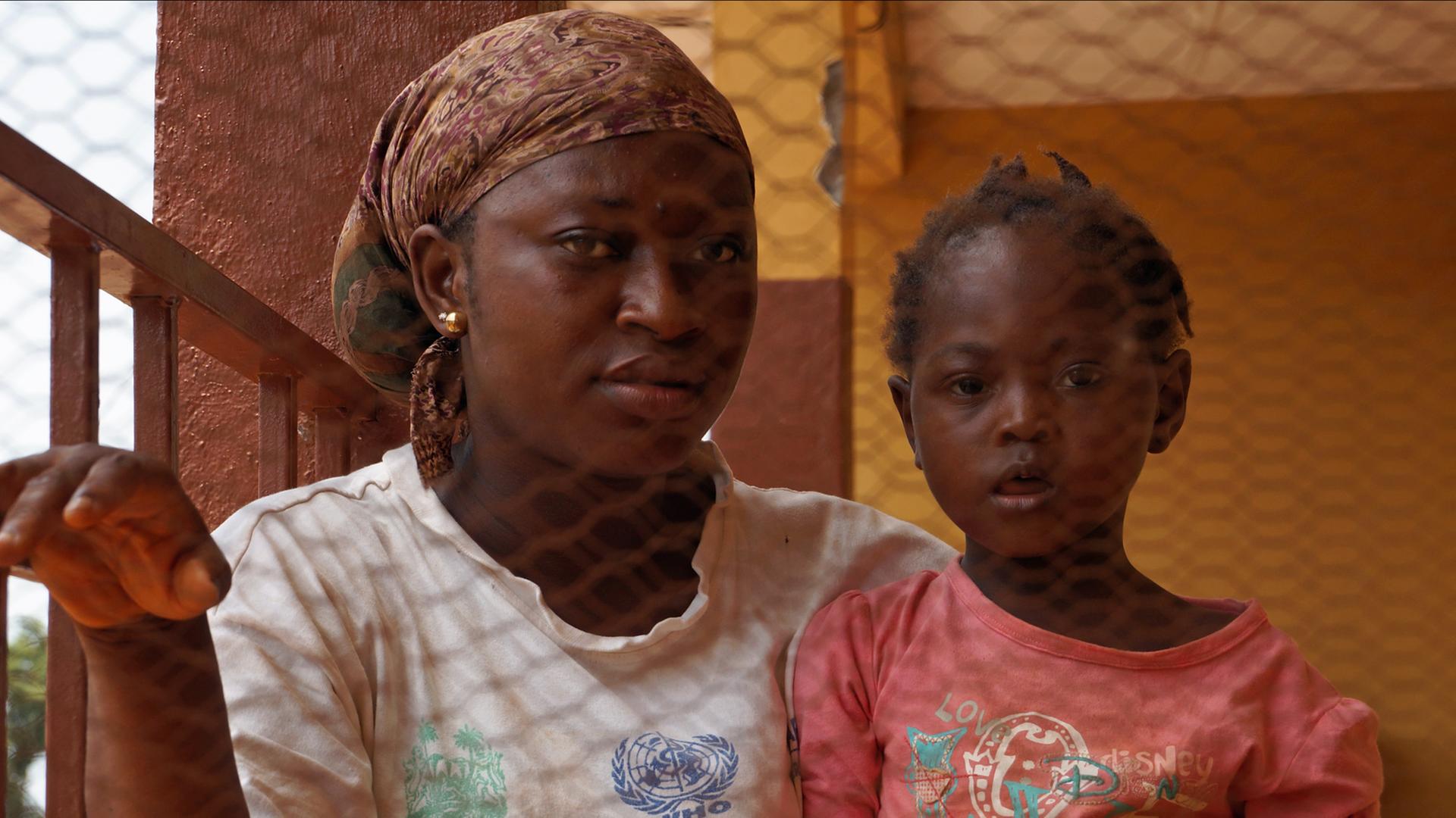 Überlebende in einem Ebola-Gebiet in Sierra Leone
