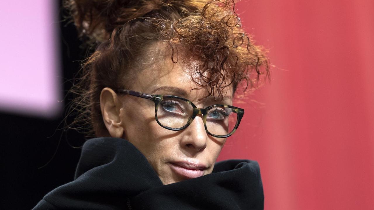 Die Schriftstellerin Sibylle Berg bei der Verleihung des Grand Prix Literatur. Die Schriftstellerin Sibylle Berg bei der Verleihung des Grand Prix Literatur.