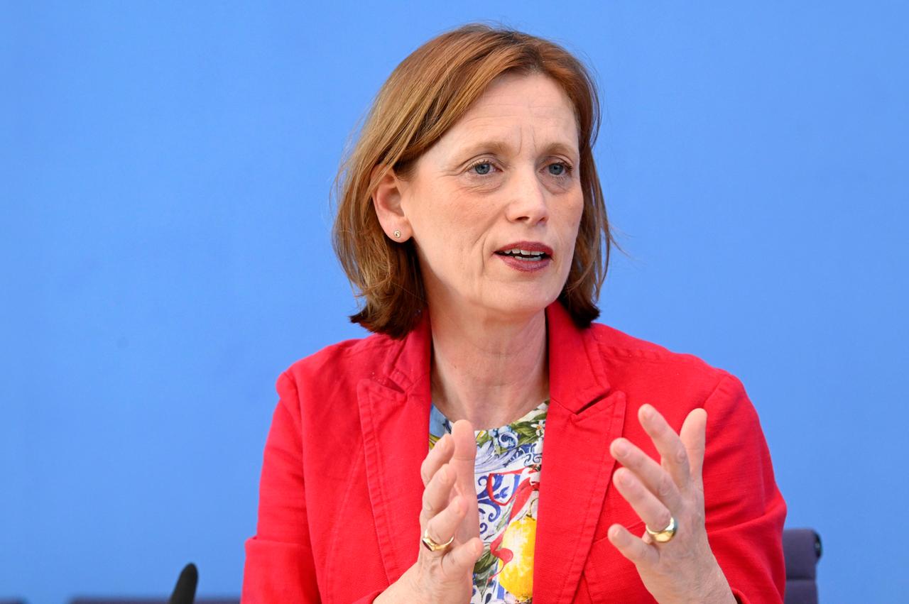 Bundespressekonferenz Veröffentlichung des nationalen Bildungsberichts 'Bildung in Deutschland 2022' in Berlin Bundespressekonferenz Veröffentlichung des nationalen Bildungsberichts 'Bildung in Deutschland 2022' in Berlin