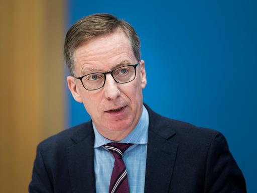 Michael Hüther ist Direktor des Instituts der deutschen Wirtschaft in Köln