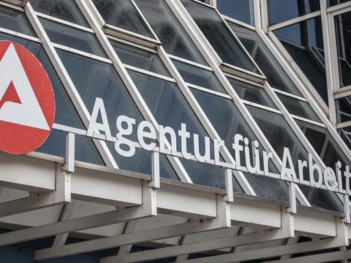 Außenaufnahme der Agentur für Arbeit in Nürnberg