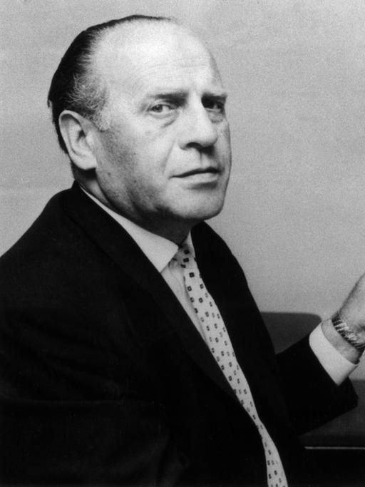 Der Fabrikant Oskar Schindler in Frankfurt am Main, 1963. Schindler rettete währende des Zweiten Weltkriegs mehr Hunderten von Juden das Leben. 
