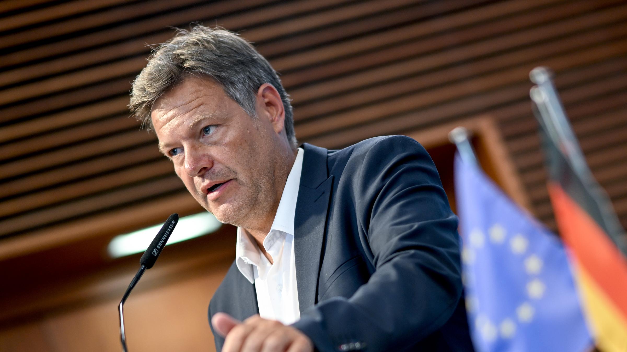 Robert Habeck \(Bündnis 90/Die Grünen\), Vizekanzler und Bundesminister für Wirtschaft und Klimaschutz
