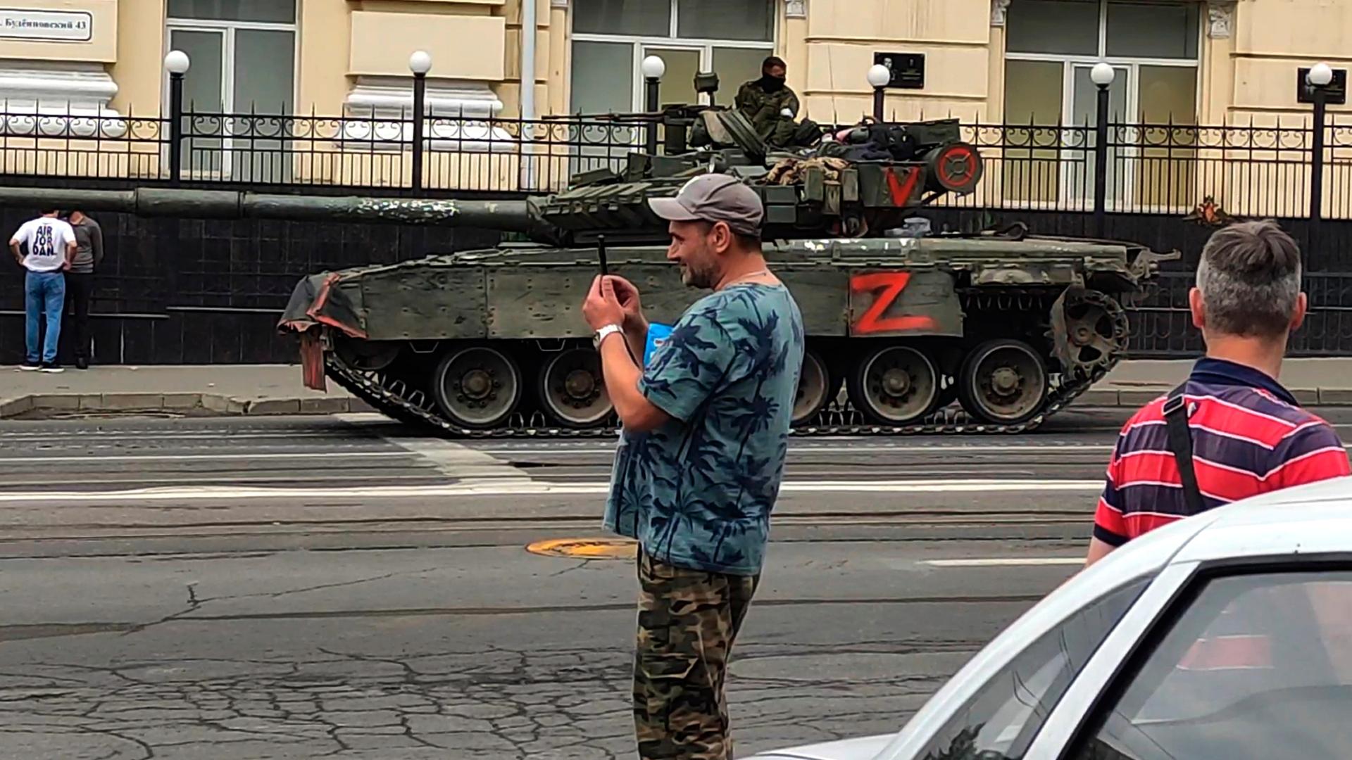 Russisches Militärfahrzeug in Rostow am Don.