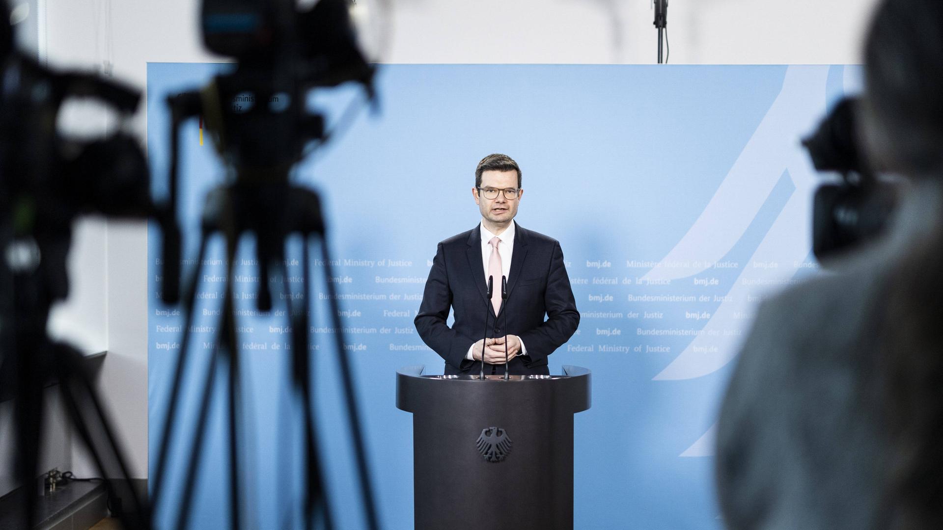 Politiker macht Popmusik Überraschende Töne von Minister Buschmann