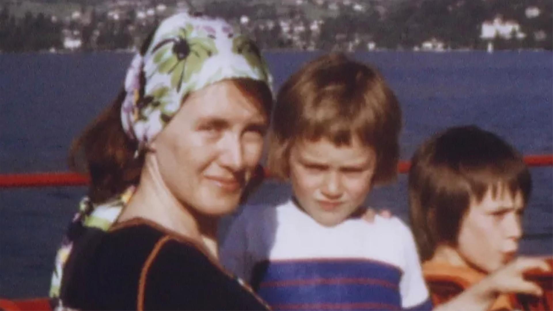 Privates Familienbild von Annie Ernaux aus "Les années Super-8", der in Cannes 2022 Premiere hat. Privates Familienbild von Annie Ernaux aus "Les années Super-8", der in Cannes 2022 Premiere hat.