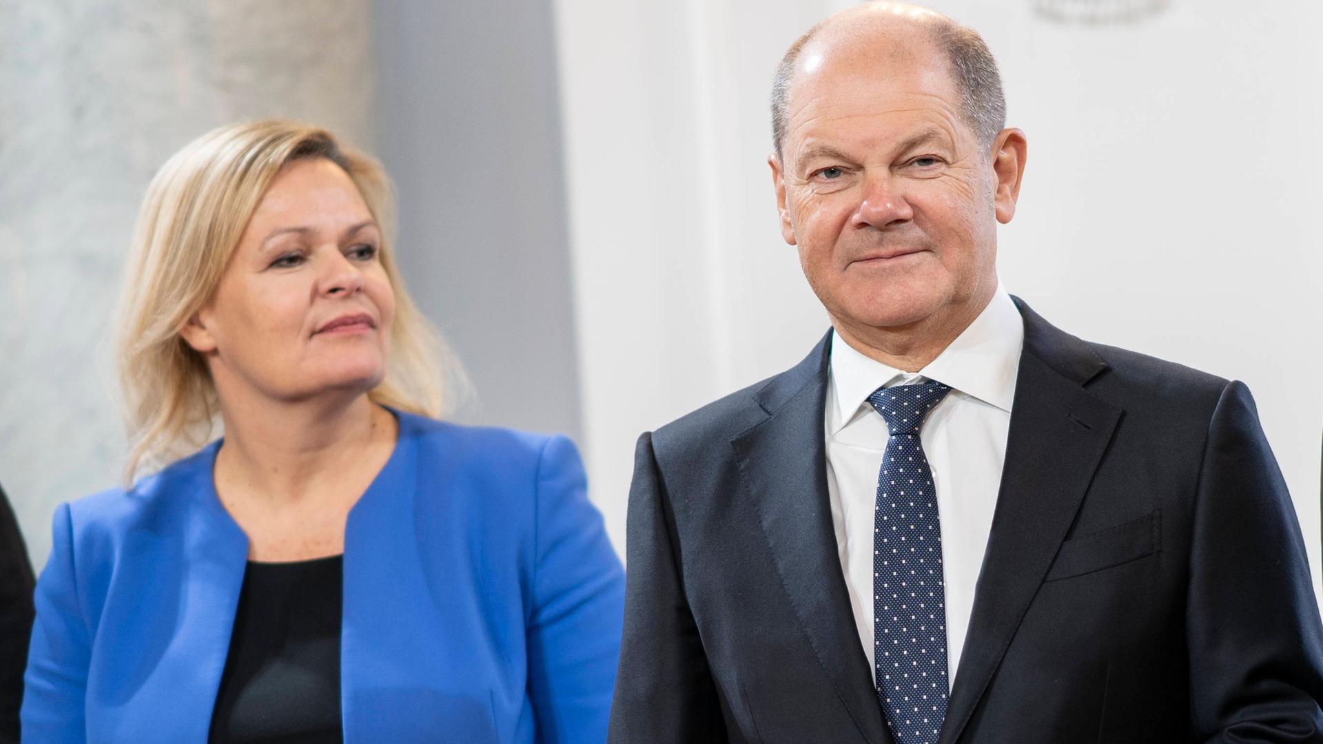 Hessenwahl - Spitzenkandidatin und Bundesinnenministerin: Scholz unterstützt Faesers Vorgehen